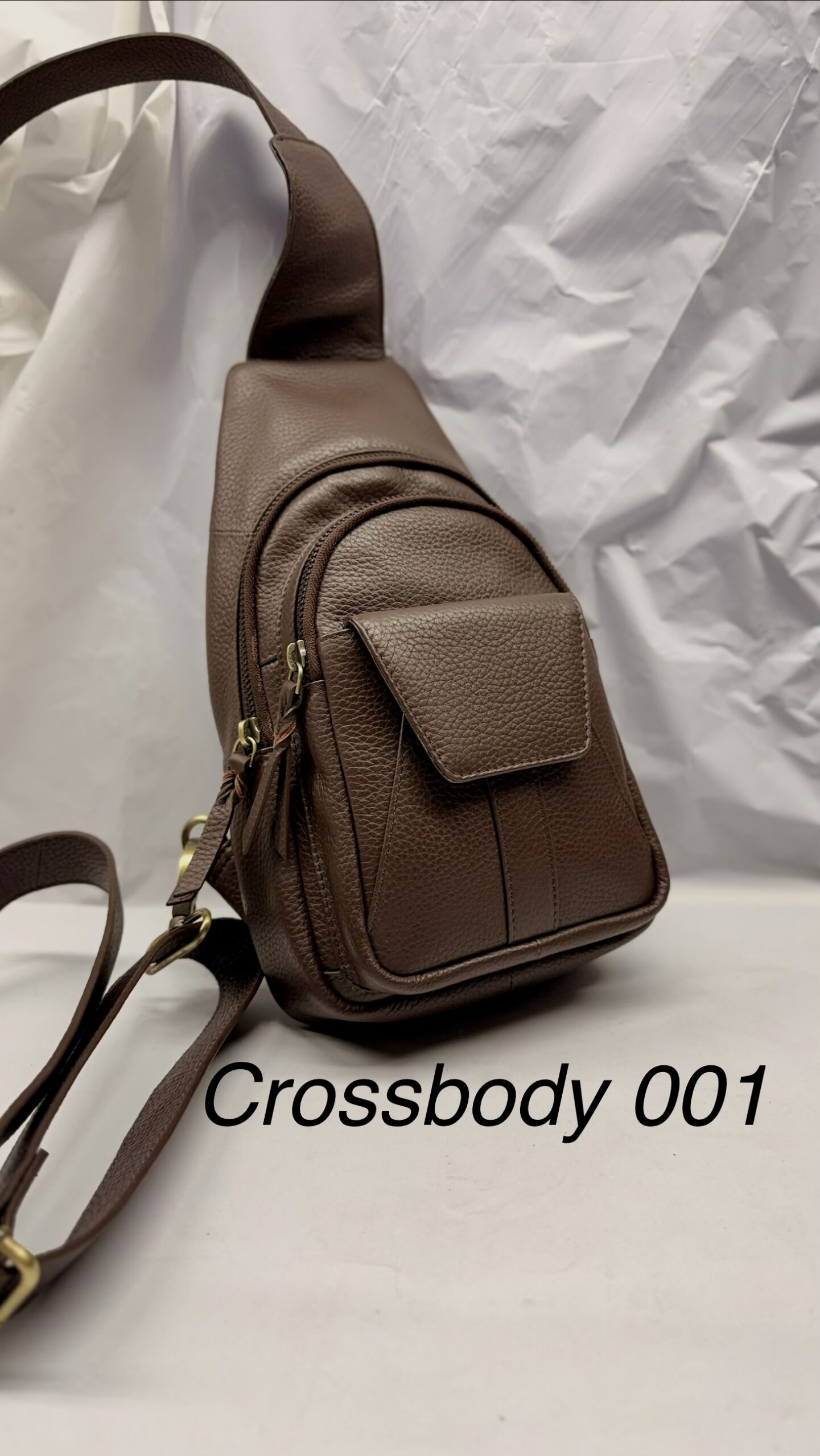 Brown leather crossbody bag