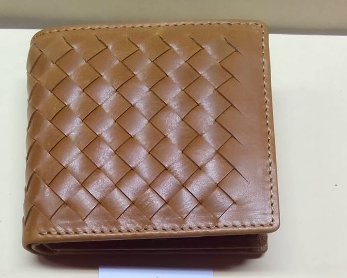 Men's tan leather wallet