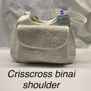white leather shoulder bag